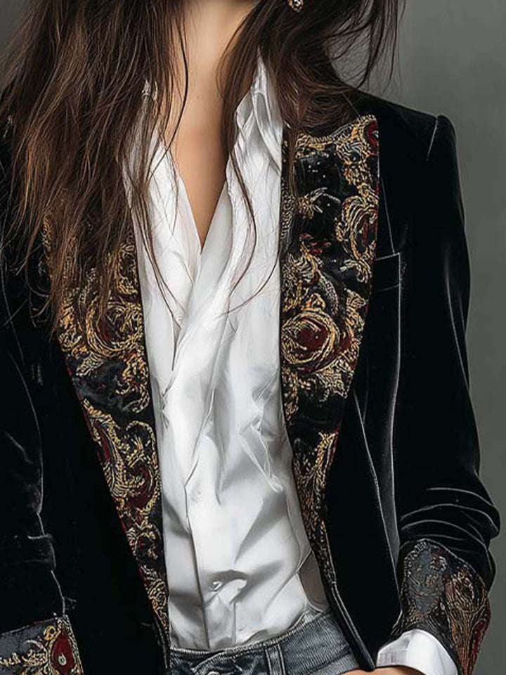 Léontine | Fitted Black Baroque Print Blazer