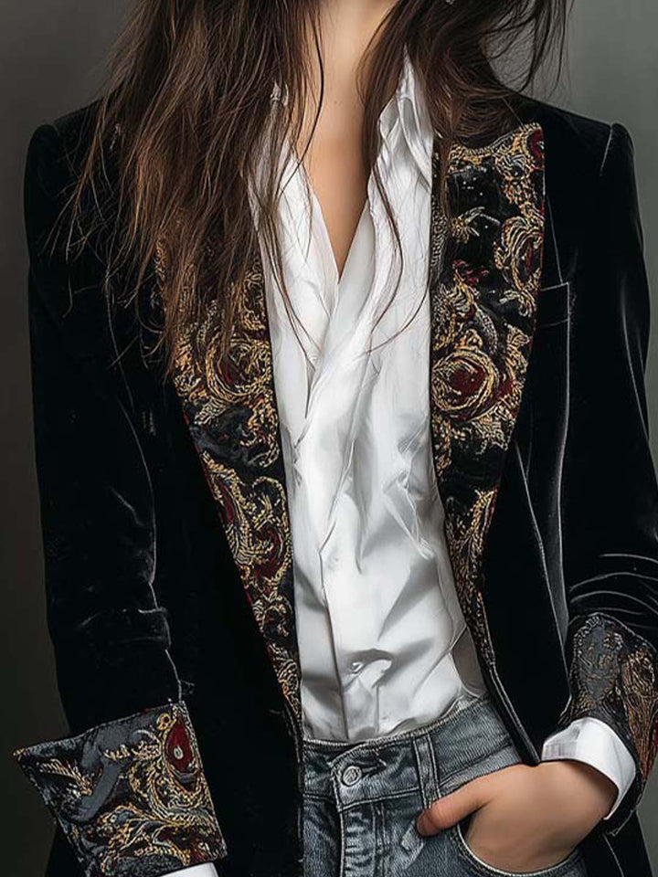 Léontine | Fitted Black Baroque Print Blazer