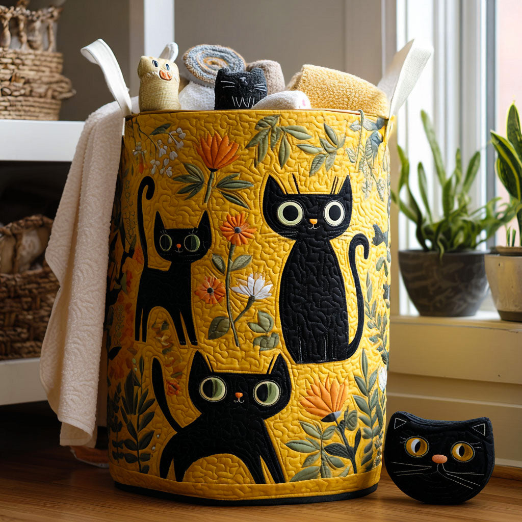 Quilted basket with black cats