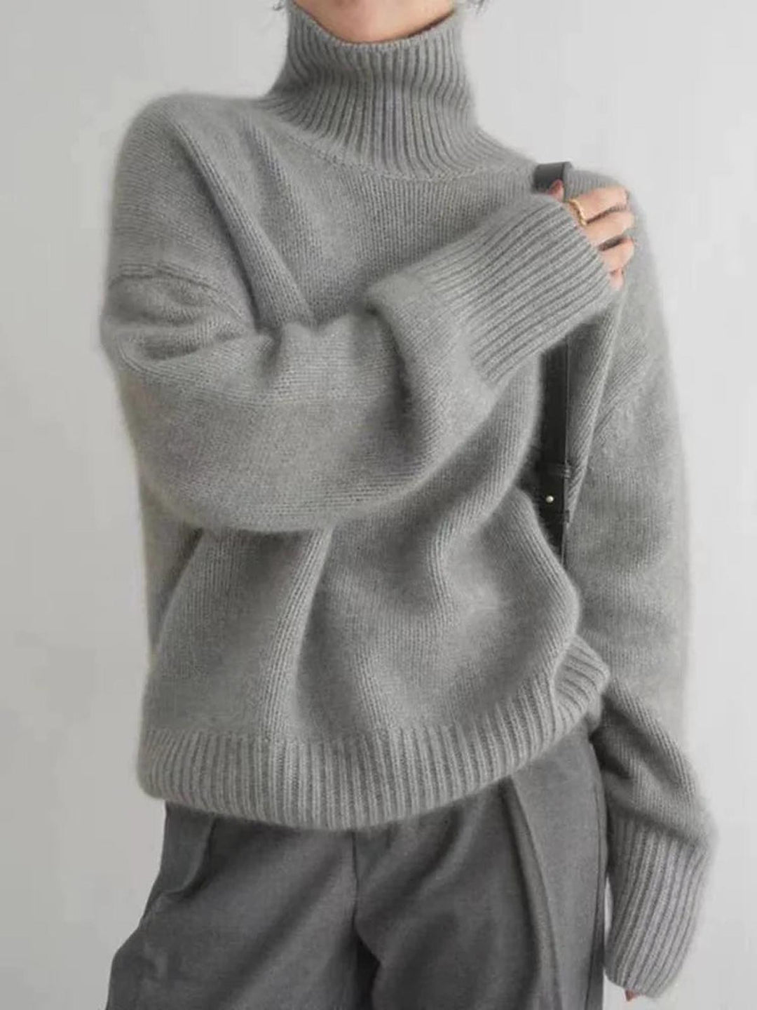 Colette Grace | Relaxed Turtleneck Sweater