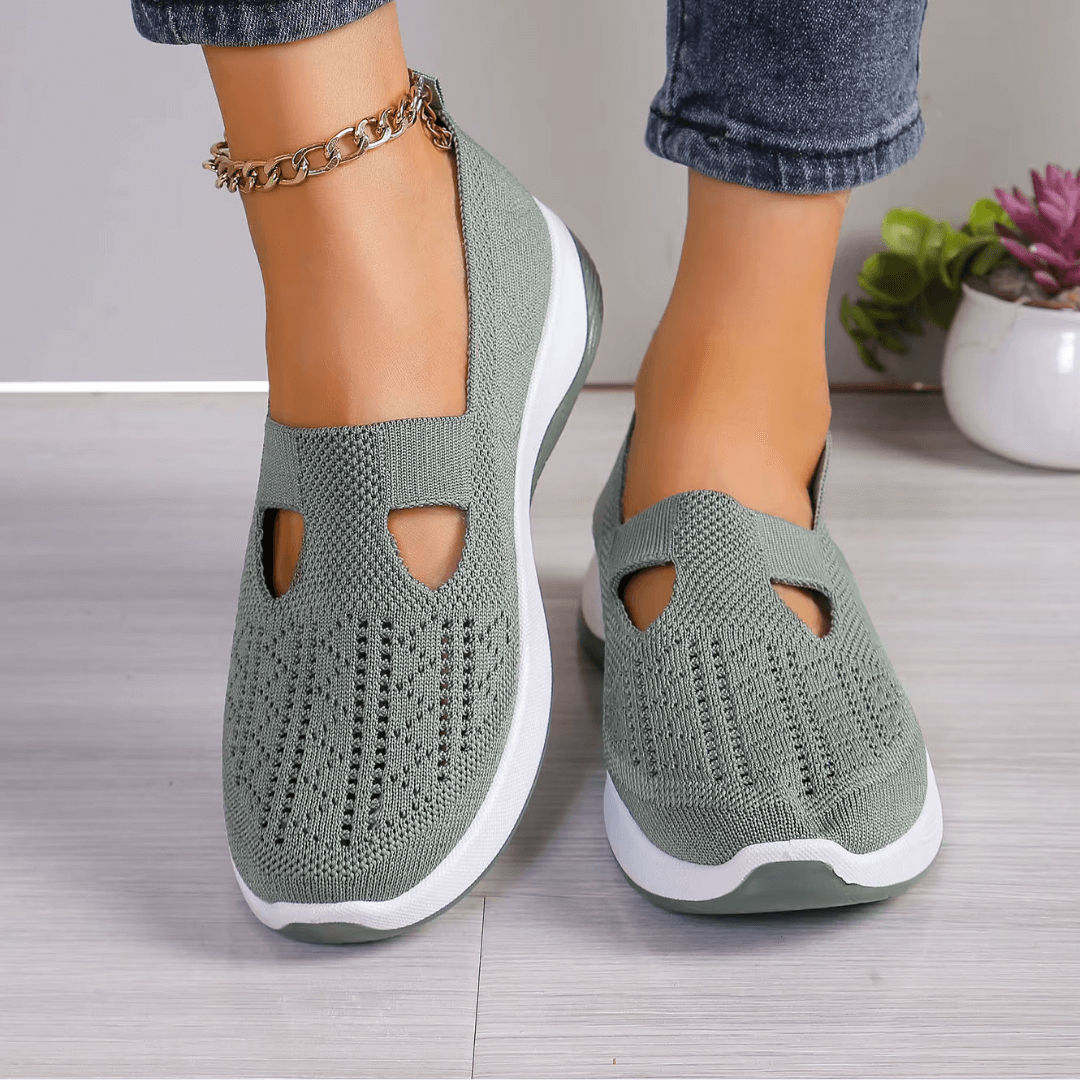 AZELIA™ | Slip-On Sneakers with Maximum Comfort Cushioning